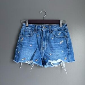 American Eagle Mom Jean Shorts Size 00 Blue Flower Embroidered Denim Shorts